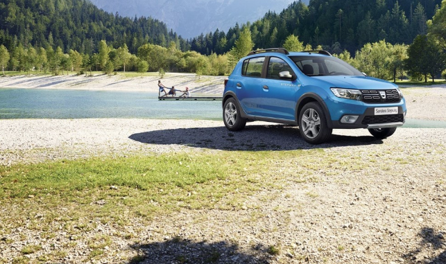 Dacia<br>    Stepway Turbo 90 bg Easy-R Euro6D Temp    Fiyat 158.900 TL<br>    Kampanyalar    Kampanya kapsamnda minimum 10.000 TL peinat tutar yatran mterilere teslimat Aralk aynda yaplacak tm Duster versiyonlar iin fiyat sabitlemesi yaplabilecek. Anahtar teslim fiyatndan kalan bakiye tutar hari, kampanyaya katlm koulu olarak yatrlan peinat tutar ile Renault Finans?tan kullanlan kredinin toplam minimum 50.000 TL olmaldr.