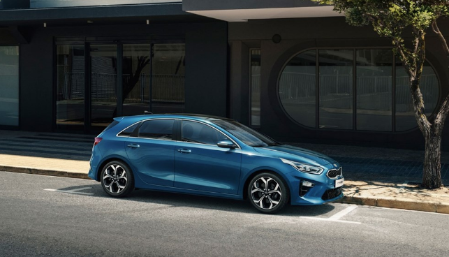 Kia<br>    CEED 1.4L 100 PS Manuel - Benzin - Cool Tekno    Fiyat: 205.900 TL    Kampanyal Fiyat: 198.900 TL