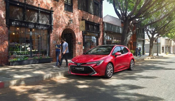 Toyota Corolla HB 1.2 Turbo Dream Multidrive S    Fiyat 228.700