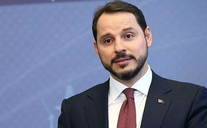 Instagram zerinden yapt istifasyla gndem olan eski Hazine ve Maliye Bakan Berat Albayrak yer ald. Albayrak ile ilgili 211 bin 83 haber yapld.