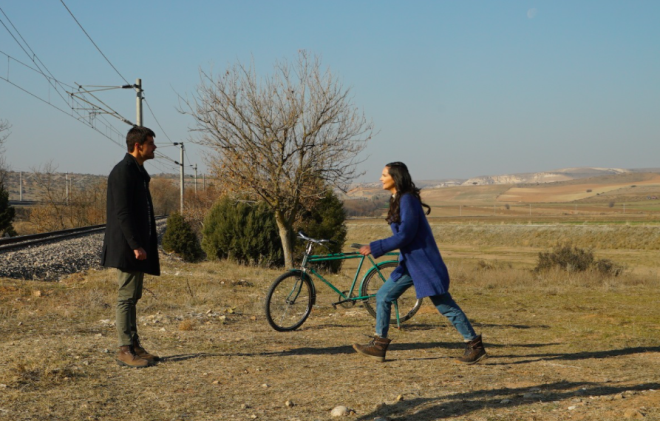 Sezonun en ok izlenen ve ses getiren dizilerine imza atan TRT 1'in son reyting bombas izleyenin gnln stan bozkr dizisi Gnlda oldu. Cumartesi akamlarna damga vuran dizi, reyting listesinde zirveye yerleti ve kanaln yzn gldren yapmlar arasna girdi.