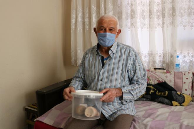 Denizli'de 73 yandaki hasta mesanesinden kartlan 2 kilogram ta hatra olarak saklayacak