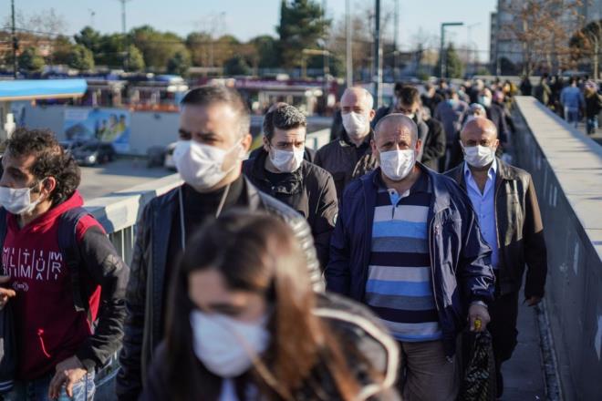 Trkiye genelinde ylba nedeniyle corona virs tedbirleri kapsamnda bugn saat 21.00 itibaryla balayacak ve Pazartesi sabah 05.00'e kadar devam edecek.