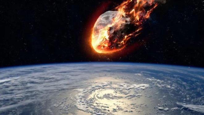 Gkta arpmas<br>  2021'de dnyay bekleyen felaketlerden biri de gkta arpmas. Nostradamus'un kehanetlerine gre bu arpma sonucunda ok byk doa felaketleri yaanacak. Baz bilim insanlar, NASA'nn inceledii 2009 KF1 gktann Dnya'ya arpma ihtimal olduunu belirtmiti. Bu ihtimal dnldnde kehanet daha da korkucu bir hal alyor.