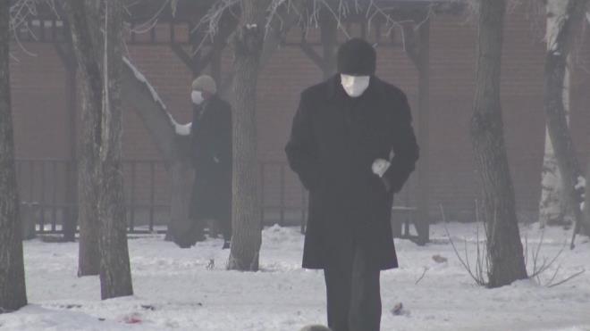 Kstlamadan muaf olanlar ise souk havada atk ve bere takarak, ie gitmeye alt.