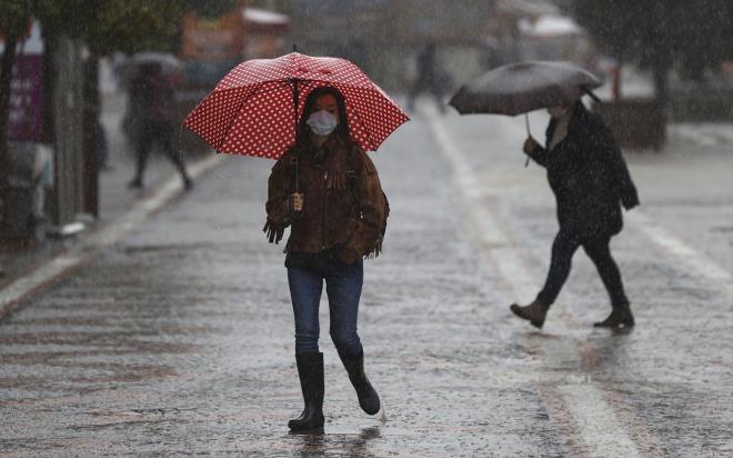 Meteoroloji, zmir evreleri ve Aydn'n ky kesimleri iin sar uyarda bulundu. Yalarn zmir ve Aydn'da kuvvetli olmas beklenirken, vatandalar ani sel, su baskn, yldrm, ya annda kuvvetli rzgar gibi olumsuzluklara kar uyarld. te Meteoroloji'nin 1 Ocak 2021 hava durumu tahminleri...