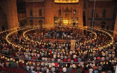 Bayram namazlarn klarm: Yzde 13.1