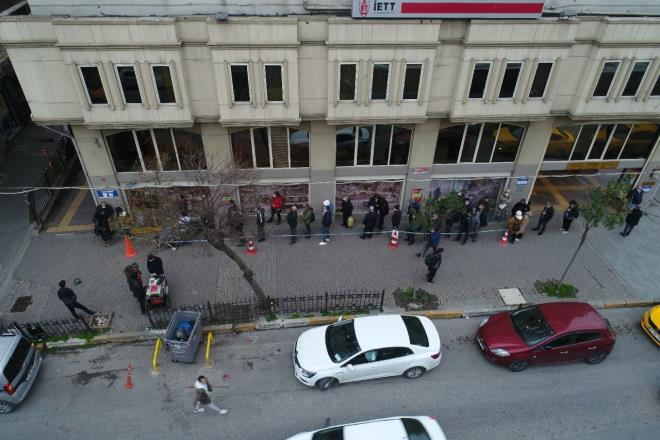 Ayrca stanbul Bykehir Belediyesi (BB) de vatandalardan HES kodlar ile ulam kartlarn da eletirmesini istedi.