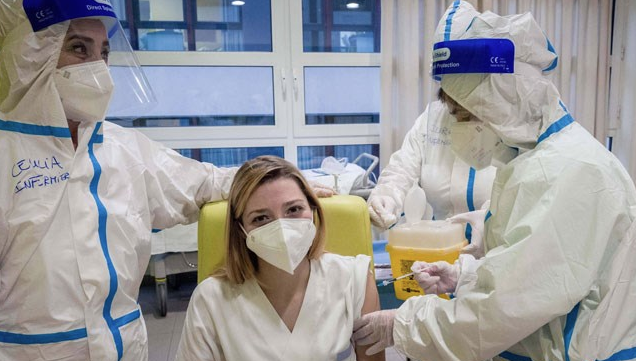 Bu hafta sonuna kadar gnlk vaka saylarnn 7 binlerin altna inmesi beklenirken, 15 ubat'tan itibaren kademeli olarak yz yze eitime geilmesi gndemde.