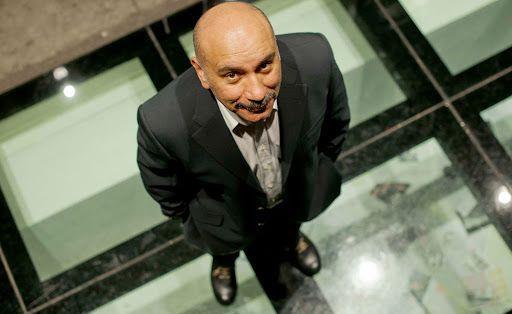 Baarl oyuncu ve ynetmen, 7 Eyll 2011'de "Kuzey Gney" dizisinde 'Sami Bey' rolnde oynad. 2012 ylnda stanbul Devlet Tiyatrolar'nda; bir modern Ferhat ile irin hikyesi olan 'Ay Ecesi' adl oyununu ynetti.