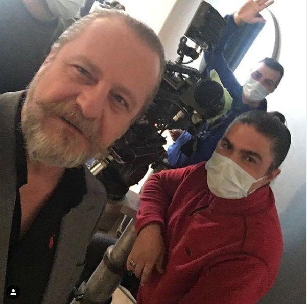 Gemite Dirili Erturul ve Kurtlar Vadisi'nde de rol alan Sln, Ekya Dnyaya Hkmdar Olmaz'n 179. blmnden itibaren kadrosunda yer alacak.