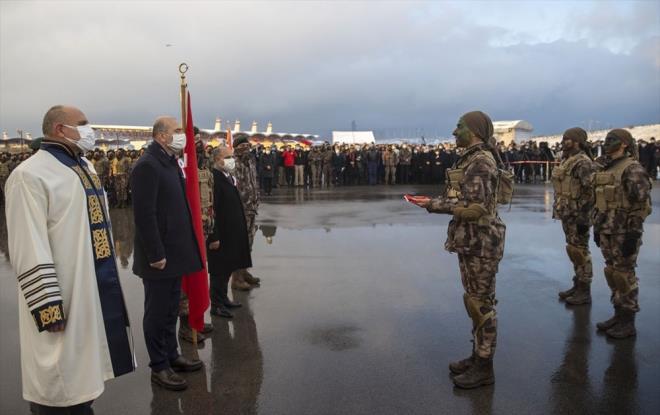 Mezuniyet trenine katlan ileri Bakan Sleyman Soylu bir konuma yapt.