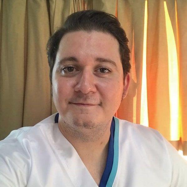 ''Bizi evlerinize kabul eden siz sevgili seyircilerimize kranlarm sunmay bor bilirim. Bizim iler byledir birden balar birden biter bazen.''