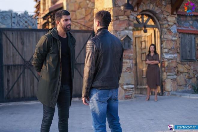 Neredeyse bir aya yakn bir sre setlerde olmayacak olan Neslihan Atagl yapmc ile grt ve nihai karar sosyal medya hesabndan resmen duyurdu.