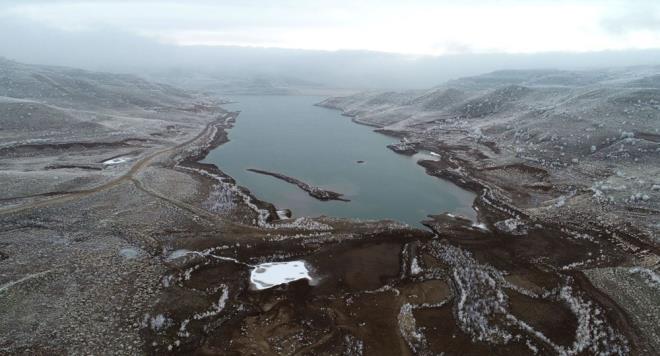Sivas'ta son yllarda ya azl nedeniyle artan kuraklkla birlikte baraj ve gletlerde de su seviyesi dt.