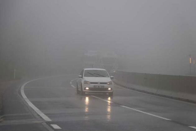 Gney Anadolu:Paral ve az bulutlu geecei tahmin ediliyor. Sabah ve gece saatlerinde blge genelinde buzlanma ve don olay ile birlikte, yer yer pus ve sis hadisesi bekleniyor.