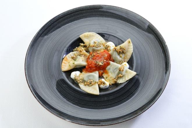 24- Piruhi (Mant), Polonya