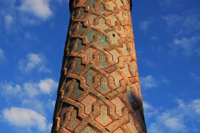 SSLEMELER LE N PLANA IKIYOR    Yzyllarca eitim hizmeti veren medrese, sslemeleri ile n plana kyor.