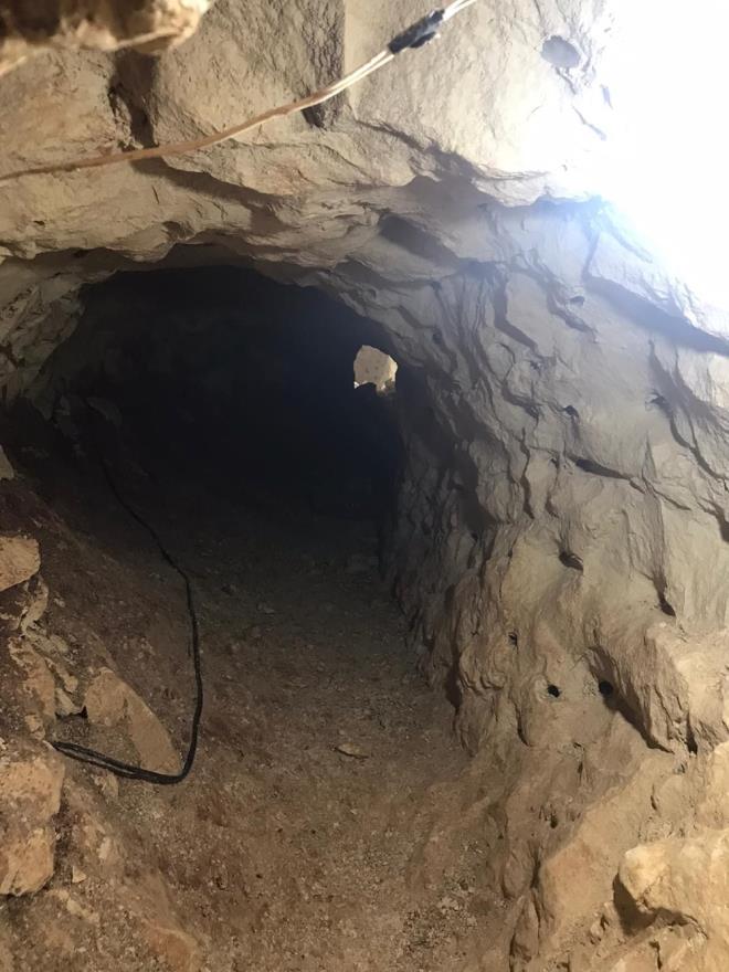 Zanllarn 5 metre derinliinde 45 metre uzunluunda ve 1, 5 metre yksekliinde define amal tnel kazd tespit edildi.