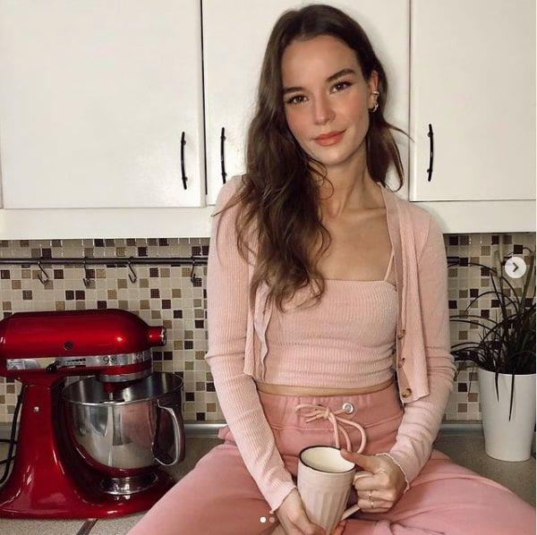 Parampara, Sahipli, Seni Kimler Ald gibi yapmlarda rol alan Funda Gray Kurulu Osman dizisine dahil edildi. Gray?n dizide hangi rol oynayaca henz belli olmad.