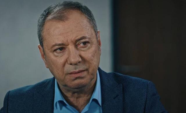 ukur'da Paa karakteriyle hafzalara kaznan etin Sarkartal, dris'in kardei Demir rolyle Ekya Dnyaya Hkmdar Olmaz dizisinin kadrosuna katld.