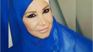 Bir gn komumdayken evde tp ak brakp gitmi, eve gaz dolsun diye. akmak aksam leceim. Beni zehirlemeye bile alt. Bir keresinde de eve giremeyeyim diye kap kollarna elektrik balamt" dedi.