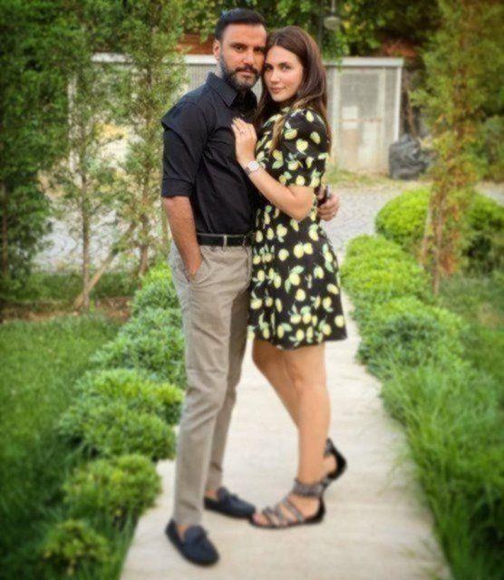 ''Bu mutluluu bana ikinci kez yas&#807;atmay nasip eden Allah'ma binlerce krler olsun... Sizlerden de ricam; bir 'Hayrl olsun' bir de dua... Gel kzm, bekliyoruz.''