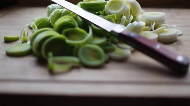 erisinde ya barndrmad iin kilo almay en aza indir ve diyetlerin vazgeilmezidir. Ayrca lifli yaps sayesinde kabzlnn nne gememize yardmc olur.