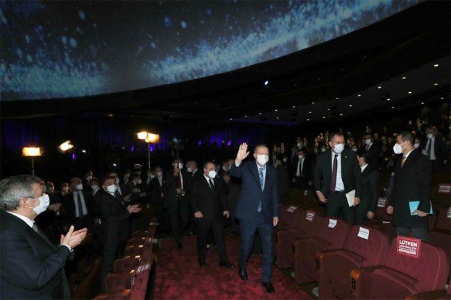 Erdoan, "Son hedefimiz bir Trk vatandan uzaya gndermektir" dedi. te Cumhurbakan Erdoan'n aklad 10 hedef...