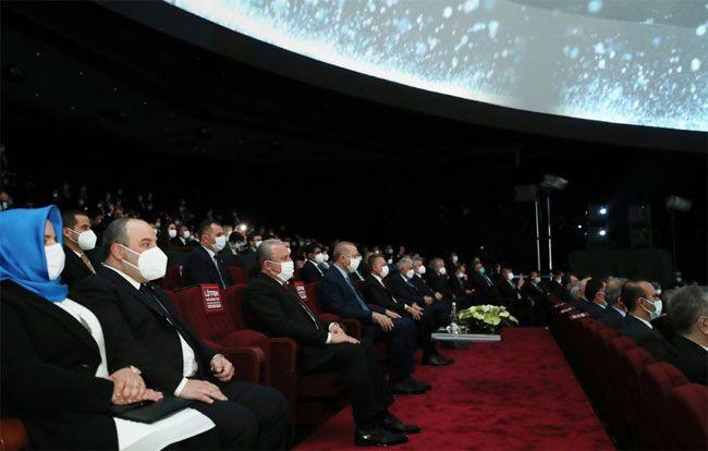 1. Hedef  <br>  "Cumhuriyetimizin 100'nc ylnda Ay'a ilk temas gerekletirmek"