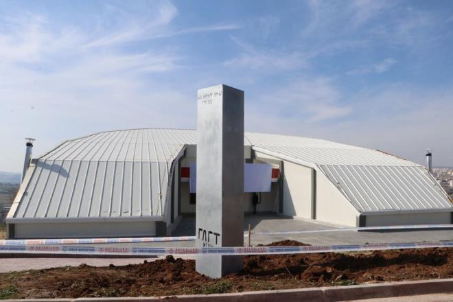 Gbeklitepe yaknlarnda 5 ubat Cuma gn bulunan ve 9 ubat'ta kaldrlan monolit, tm dnyann ilgisini ekti. Gnlerce vatandalarn ne amala kimler tarafndan yerletirildiine ynelik senaryolar rettii monolitin Cumhurbakan Recep Tayyip Erdoan?n 'Trkiye Milli Uzay' programnda yapt konumasnda programn tantm iin yerletirildii ortaya kt.