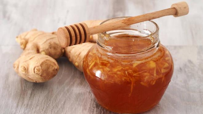 Bu karm, vcudu zrh gibi sarp hastalklara kar koruyor<br>  Doann sunduu drt sper gc birletirerek vcudun hastalklara kar adeta zrhlanabileceini savunan Bal Uzman Ahmet Baran Aksoy, &#8220;Vcudu zrhlayan zel karm kr ile hem kendi salnza hem de ocuklarnzn salna destek olabilirsiniz.