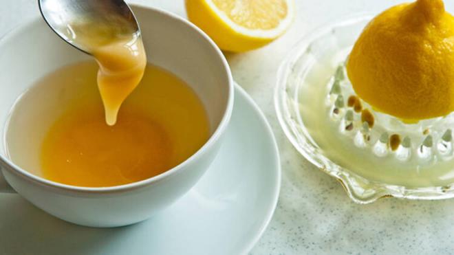 Mevsim geilerinde bal, polen, ar st ve propolis tketildii zaman vcut tm hastalklara kar gl bir baklk elde eder. K ncesi bu karmla vcudunuzu adeta zrhlayabilir, hastalklara kar kendinizi garantiye alabilirsiniz.Bu krn ieriinde 500 gram ham bal, 100 gram polen, 100 gram ar st ve 20 gram propolis bulunuyor. 5 ya ve stndeki ocuklara yarm tatl ka eklinde verilebilir.