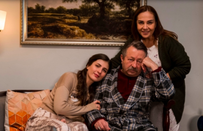 te yandan dizinin oyuncularndan Seda Trkmen hikyesi bittii iin 29. blmde ekipten ayrlacak.