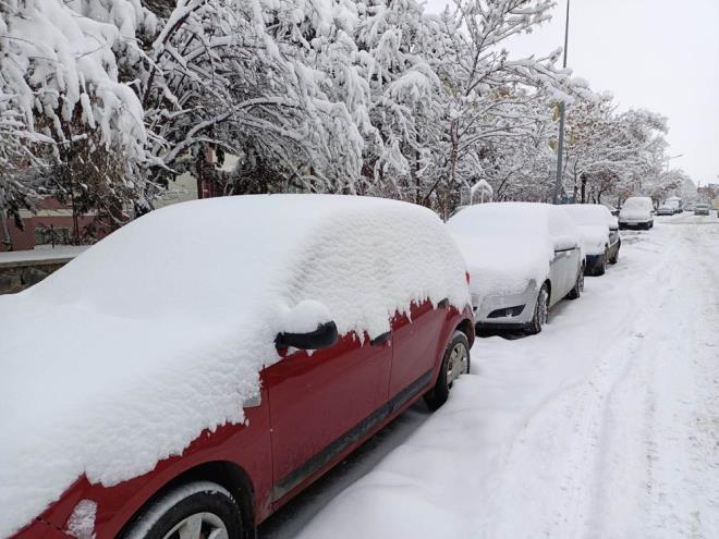 ubat aynn ilk 15 gnnde bahardan kalma gnlerin yaand Dou Anadolu'da iki gndr youn kar ya etkili oluyor.