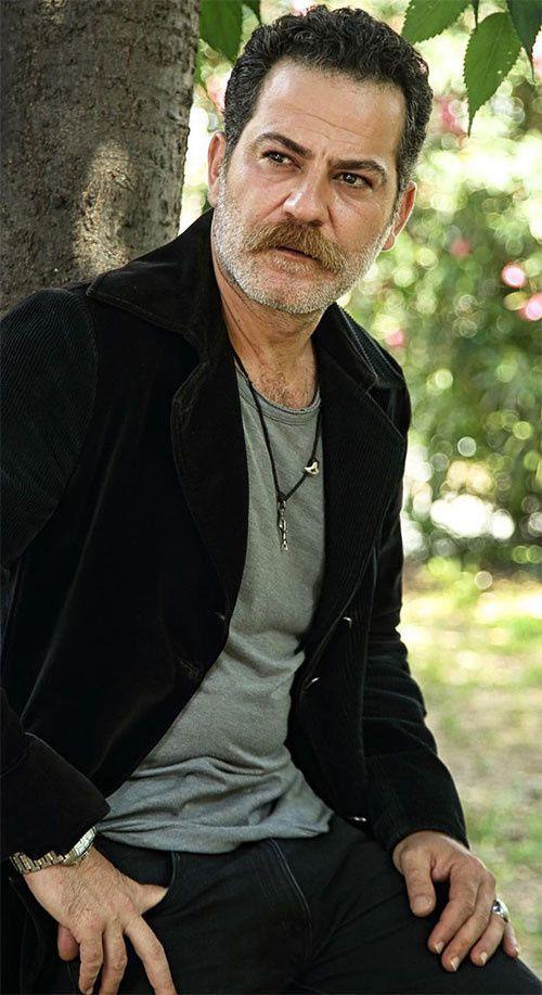 Burak Demir: Yakn zamanda izleyici karsna kacak olan Burak Demir, 3 Kasm 1978 tarihinde Ankara'da dodu.