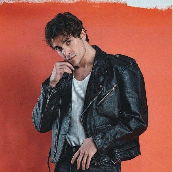 'Evdeyken kitap okudum, film izledim ve sporumu yaptm. Kendimle sosyalletim diyebilirim.'