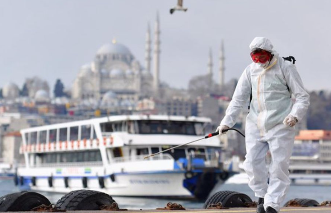 81 ilin nfus says, haftalk ve gnlk vaka ortalamalarna gre hazrlanan listelerde, krmz ve turuncuda yer alan illerde kstlamaya devam edilecek.