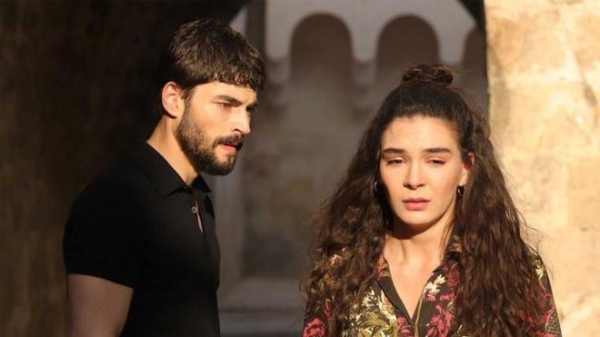 Barollerinde Akn Aknz, Ebru ahin, Glin Santarclu ve Serhat Tutumluer'in yer ald Hercai reytinglerde istikrarszln srdryor. Son haftalarda dte olan dizi, getiimiz haftaki srasna akl kald.