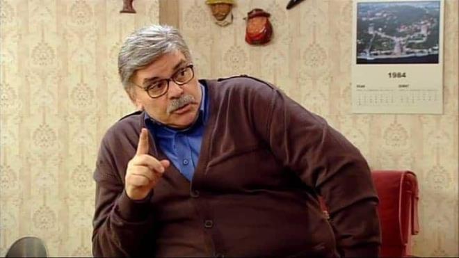 62 yandaki tiyatro ve sinema oyuncusu Rasim ztekin'den zc haber geldi.