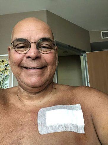 Geirdii operasyon sonrasnda hastane odasndan paylamda bulunan ztekin, "Gemi olsun' mesajlar iin ok ok teekkrler. Benim ki var olan pili deitirmekti. Yani mazot aldm, yola devam. Allah aresiz hastalk vermesin. aresiz hastal olanlara Allah'tan ifa diliyorum." demiti.