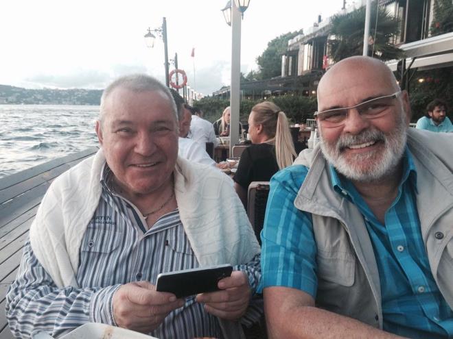 Kn zorluk yaadn syleyen ztekin "zellikle k aylarnda hava kirliliinden dolay nefes almakta zorluk ekebiliyorsun ama hemen kendini brakmamak, tam tersi esas bu sralarda yaama daha da sk sarlmak lazm." ifadelerini kullanmt.