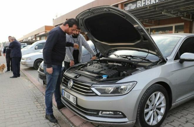 Geen ay ikinci el online binek ve hafif ticari pazarnda ilana kan ara adedi 2020'nin ayn dnemine gre yzde 76, bir nceki aya gre de yzde 13 artarak 302 bin 551 oldu. ubatta ilana kan aralarn yzde 41'i satld.