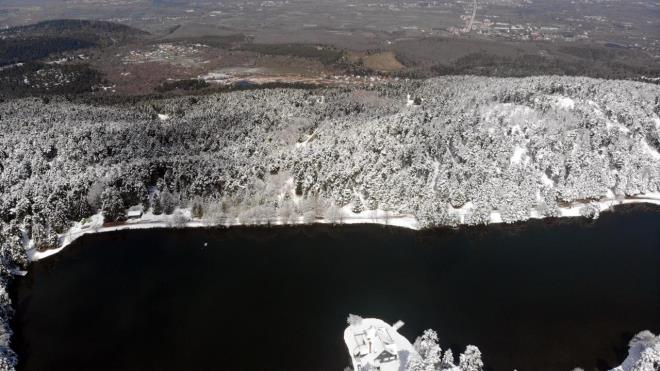 Bu gzel manzara, dron ile havadan grntlendi.