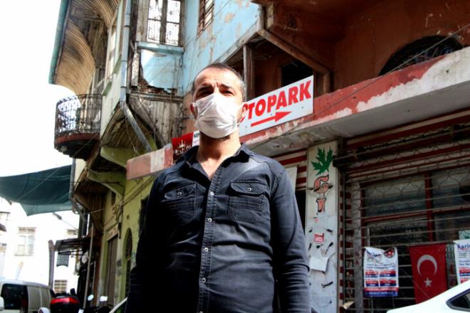 Trk sinemasnn efsane isimlerinden ener en'in Adana?da 1941 ylnda doduu iddia edilen ahap ev, bakmszlk ve 2015 ylnda kan yangnda hasar grd.