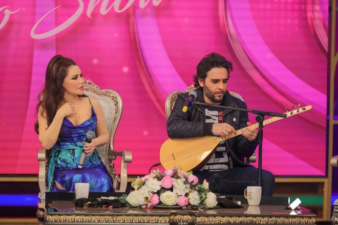 Yaynland gnden beri Cumartesi akamlarnn vazgeilmezi olan ?bo Show?, bu hafta yaynlanacak olan yeni blmnde; Ceylan, smail YK, Fatih rek ve Zahide Yeti?i konuk ederek unutulmaz bir geceye imza atyor.