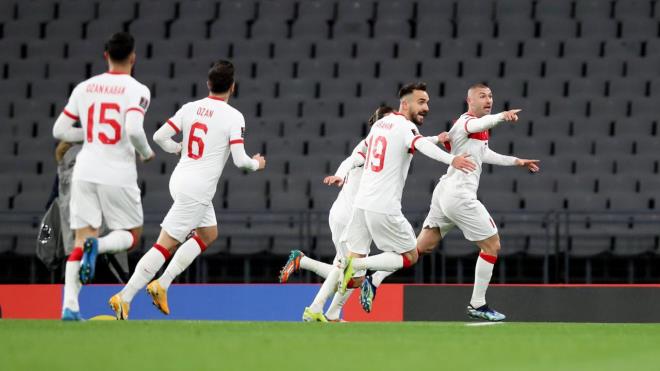 Trkiye, gruptaki ikinci karlamasn 27 Mart Cumartesi gn spanya`nn Malaga ehrinde Norve ile oynayacak. Hollanda ise ayn gn sahasnda Letonya`y konuk edecek.