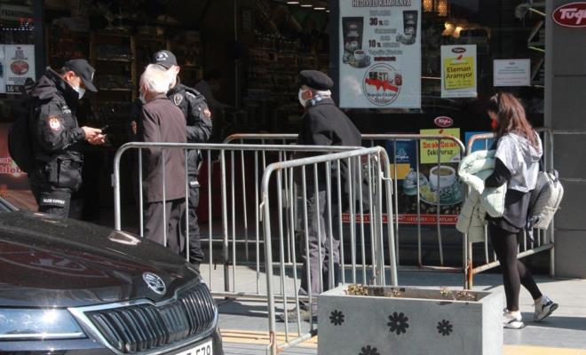 Corona virs vakalarnn nlenmesi adna yaplan denetimler iin Samsun?a Ankara ve stanbul?dan takviye polis ekipleri geldi.