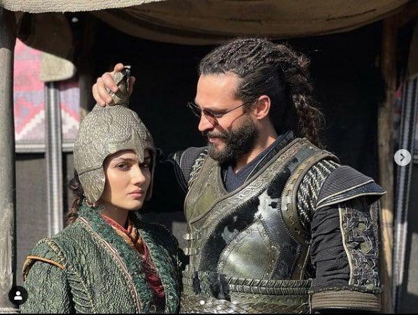 Sevda Erginci'nin, 1,5 milyondan fazla takipisi olan Instagram hesab kimlii belirsiz kiiler tarafndan hacklendi.