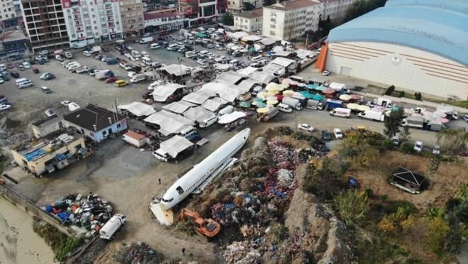 Trabzon Havaliman apronunda aylarca taksi pozisyonunda bekletilen uan sigorta irketi tarafndan ihaleye karlmas ve bir firma tarafndan ihalesinin alnmas sonrasnda 23 Temmuz 2018 tarihinde skm ilemlerine baland.    Skm ilemlerinin ardndan Trabzon?un Yomra Belediyesi uan ?Millet Kraathanesi? olmas iin Ticaret Bakanl Gmrkler Genel Mdrlne bavuruda bulundu.